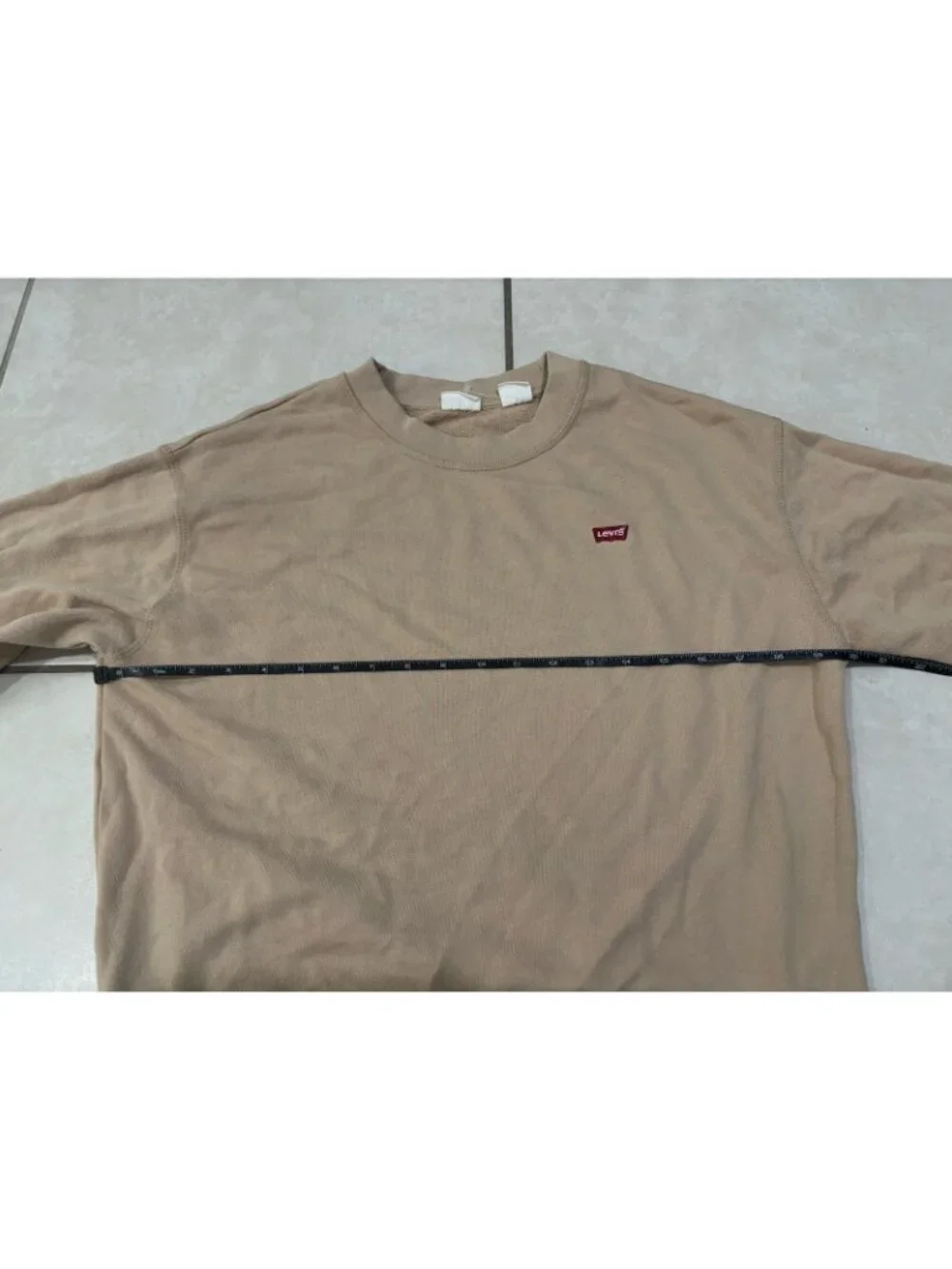 Levi's Crewneck Sweatshirt Men's Tan Beige Fleece Lined Standard Fit Size S - Picture 9 of 11